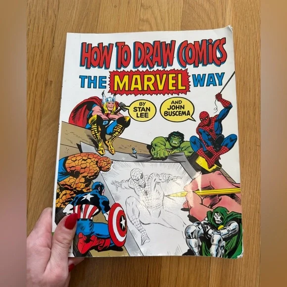 Marvel How to Draw Comics Guide - Red, Blue, Yellow - Picture 2 of 4